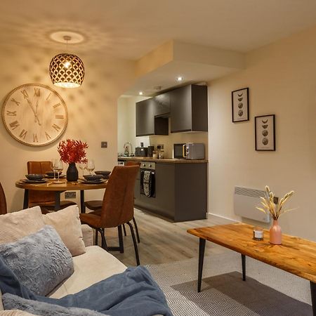Modern And Cozy Two-Bed Apartment In Bradford Bradford  Eksteriør bilde
