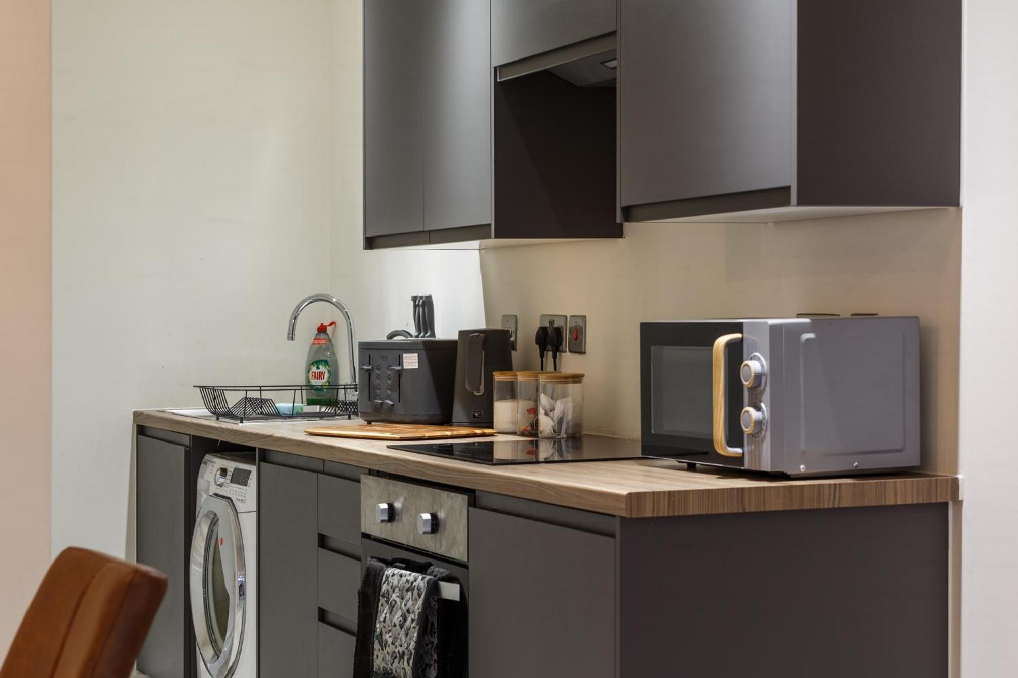 Modern And Cozy Two-Bed Apartment In Bradford Bradford  Eksteriør bilde